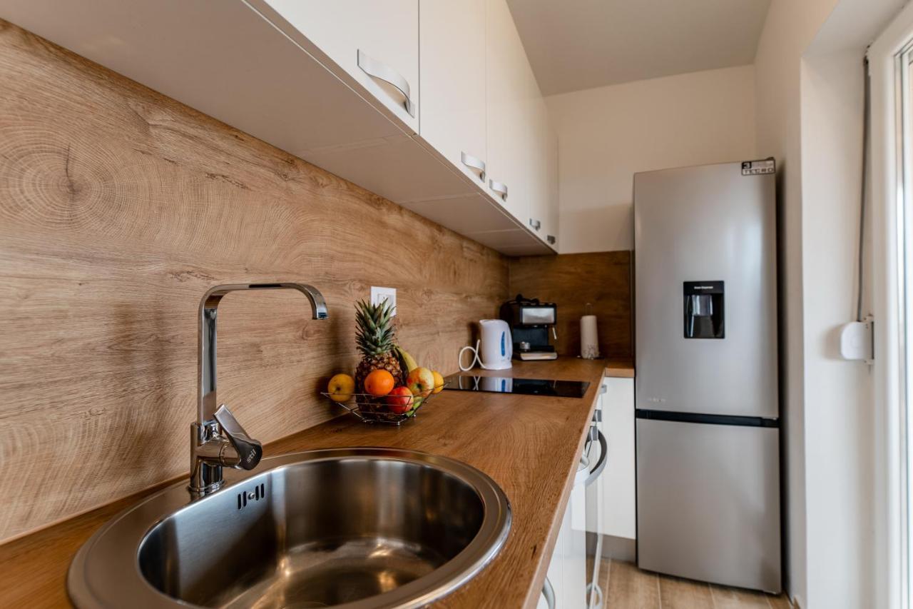 Holiday Home Aria Nin Exterior foto