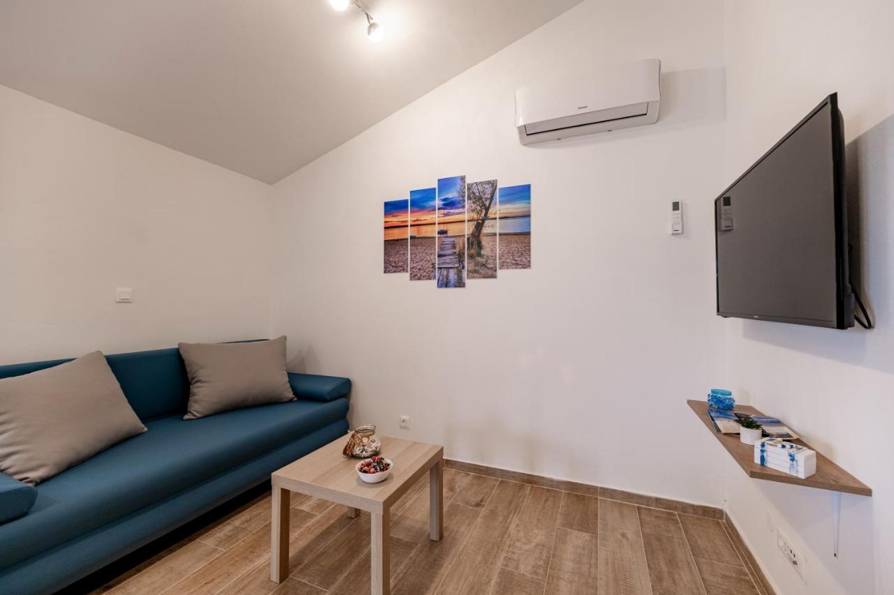 Holiday Home Aria Nin Exterior foto